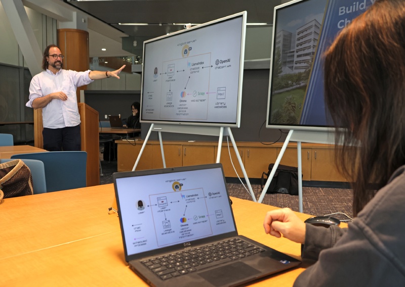 Nick Szydlowski teaching in King Library's Digital Humanities Center