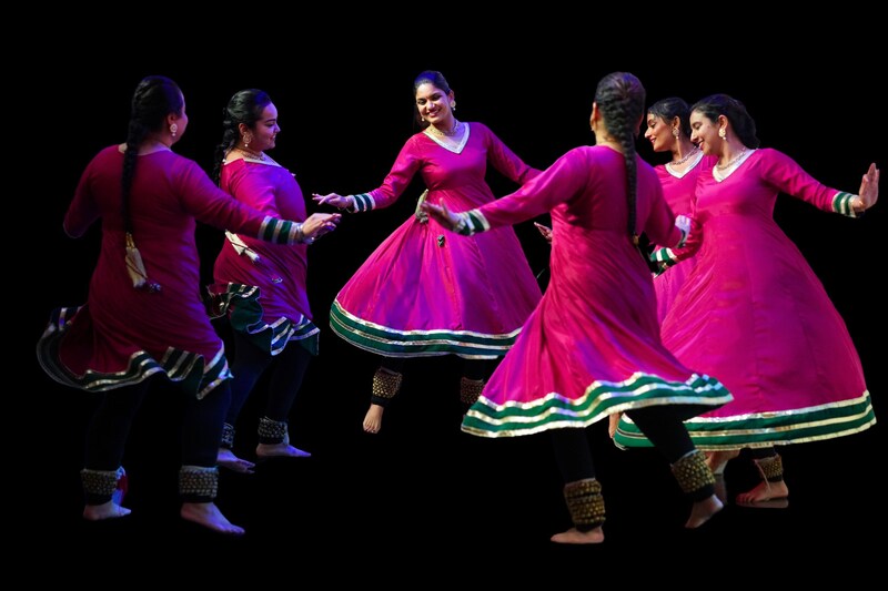 Noorani Dance Company in traditional Kathak costume and repertoire