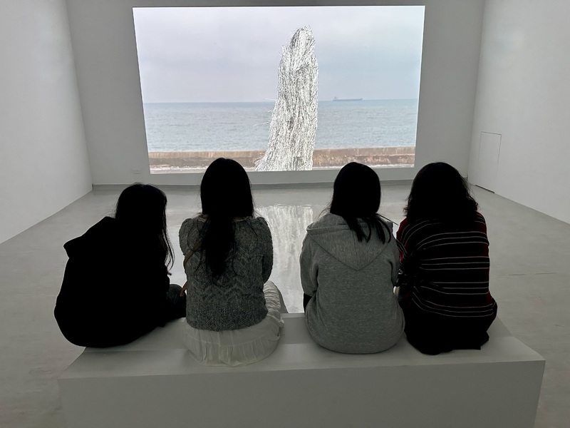 Students at Black Water Exhibit
