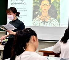 Bilingual Self-Portrait Lesson