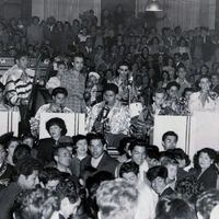 Band playing in San José